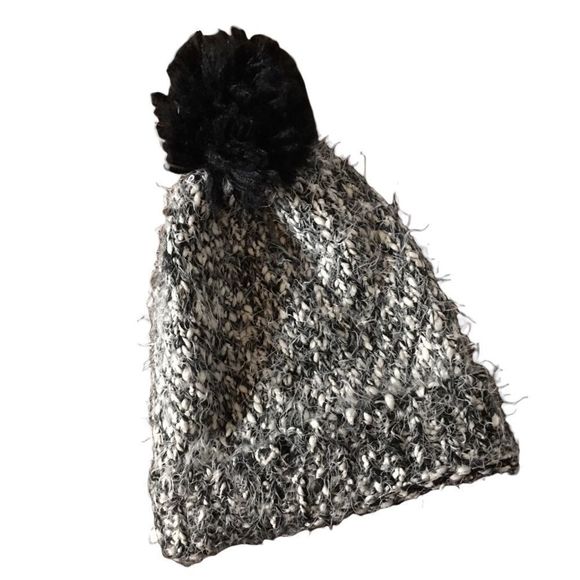 Steve Madden Eyelash Knit Tweed Infinite Scarf Neck Warmer & Fur Pom Beanie Hat - Picture 4 of 7